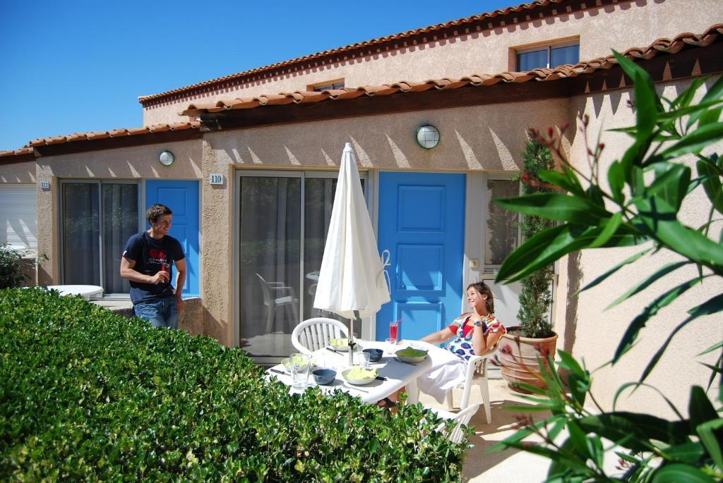 Lagrange Grand Bleu Vacances – Résidence Les Jardins de Neptune Saint-Cyprien  Camera foto